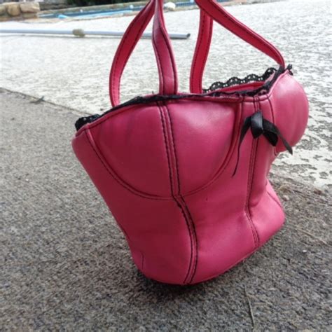 chateau purse